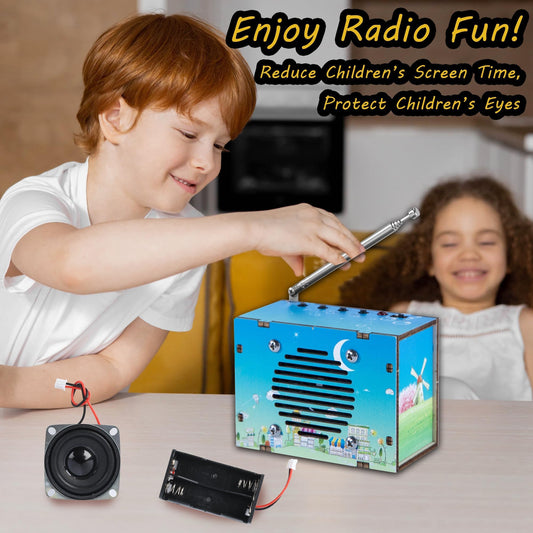 Close up of retractable antenna showing strong reception during a learning session