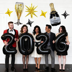 Dagelar inflated balloon arrangement creates dramatic photo backdrop.