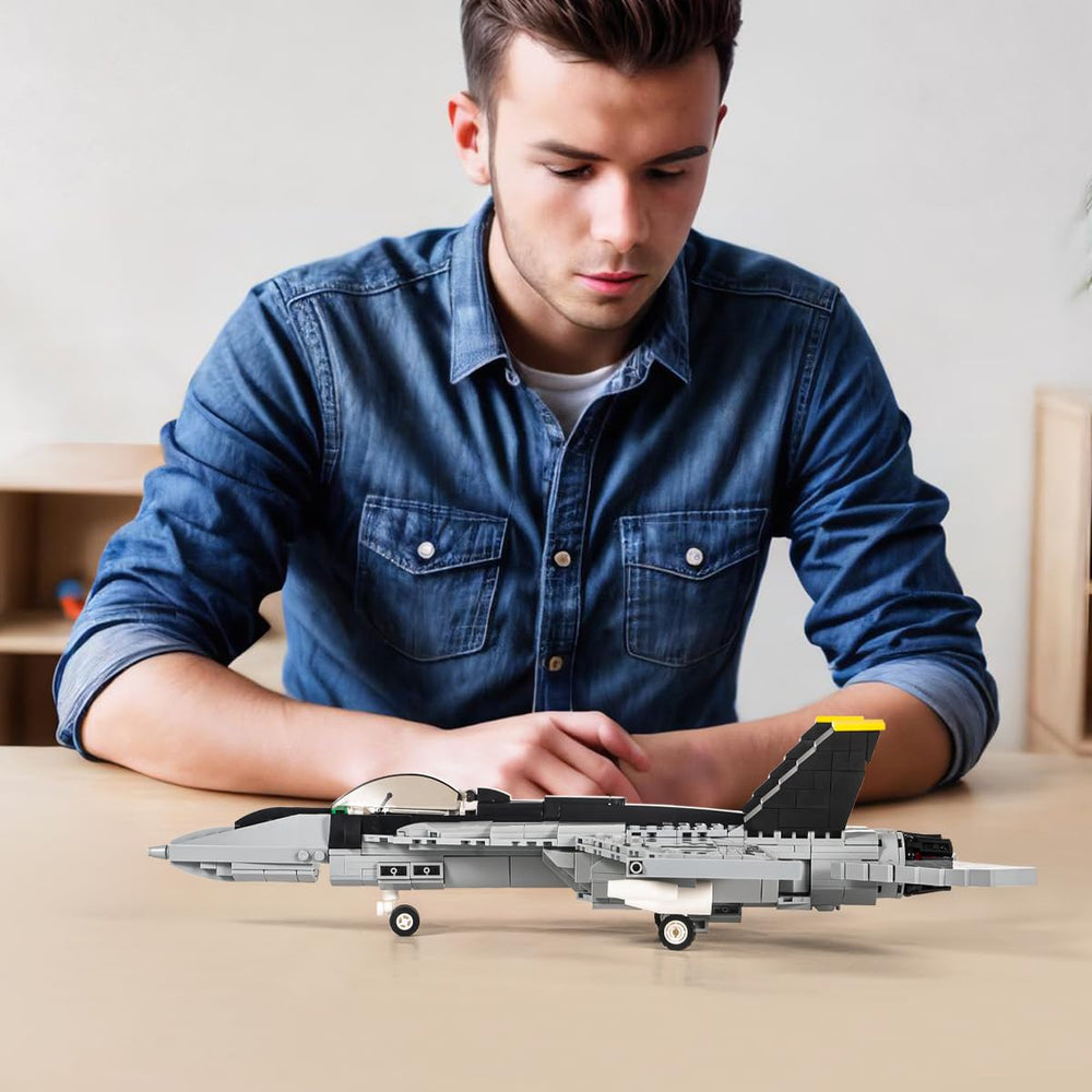 DAHONPA F-18 Bumblebee Fighter ready-set image suggesting quick build sessions