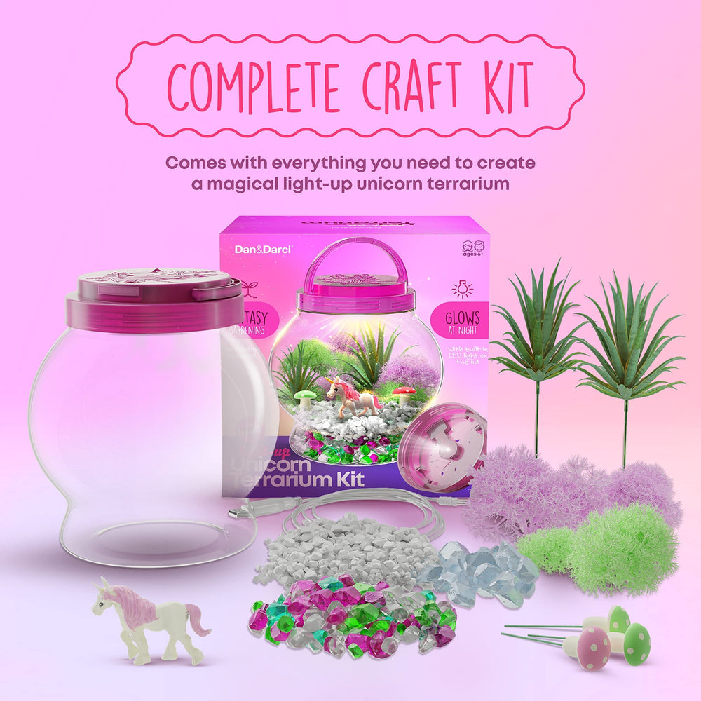 Dan&Darci terrarium lid with handle illuminates the scene for cozy play