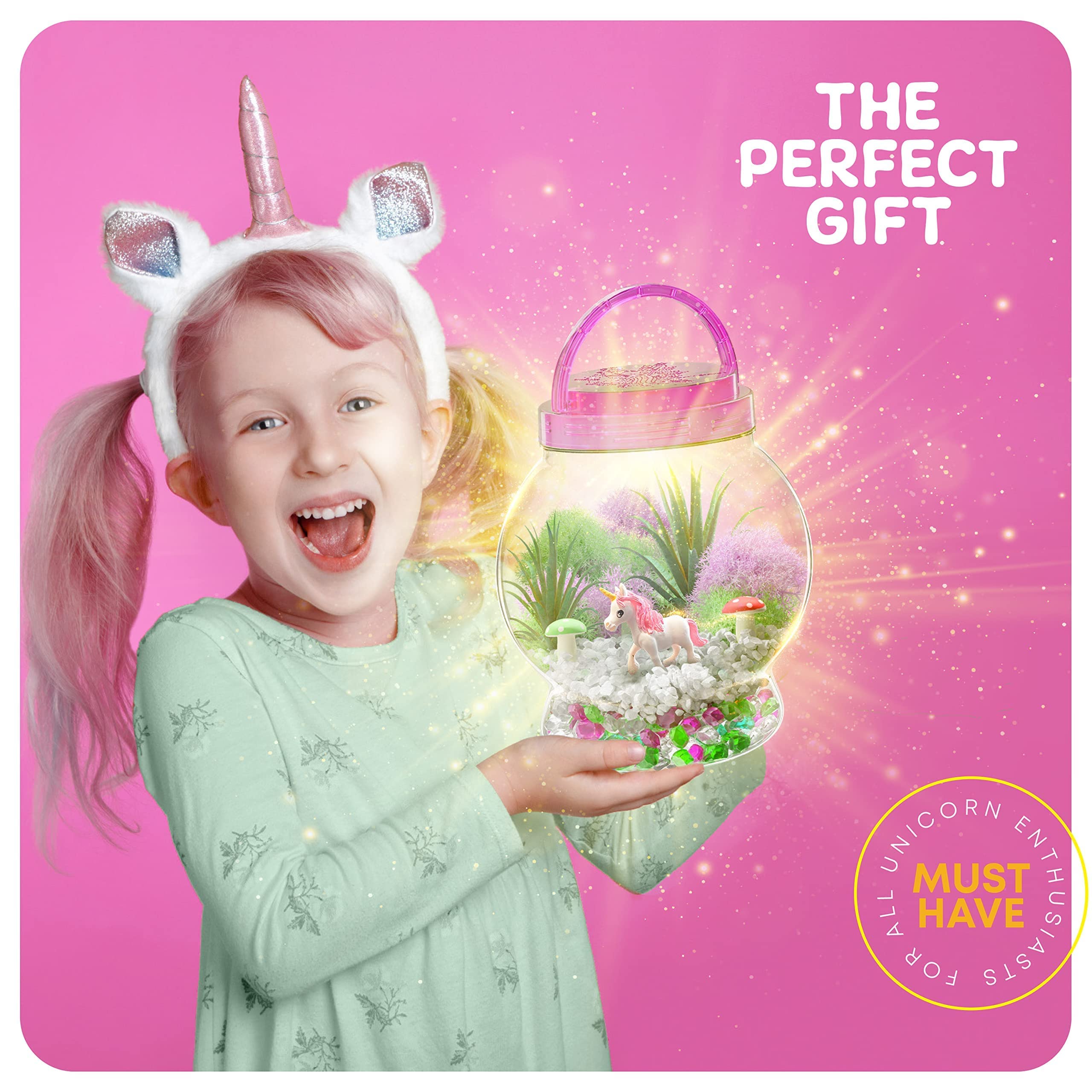 Dan&Darci clear instruction booklet guides kids through a simple build