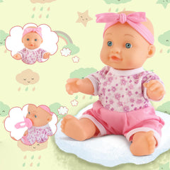 The deAO Baby Doll Set nappy provides additional care play options.
