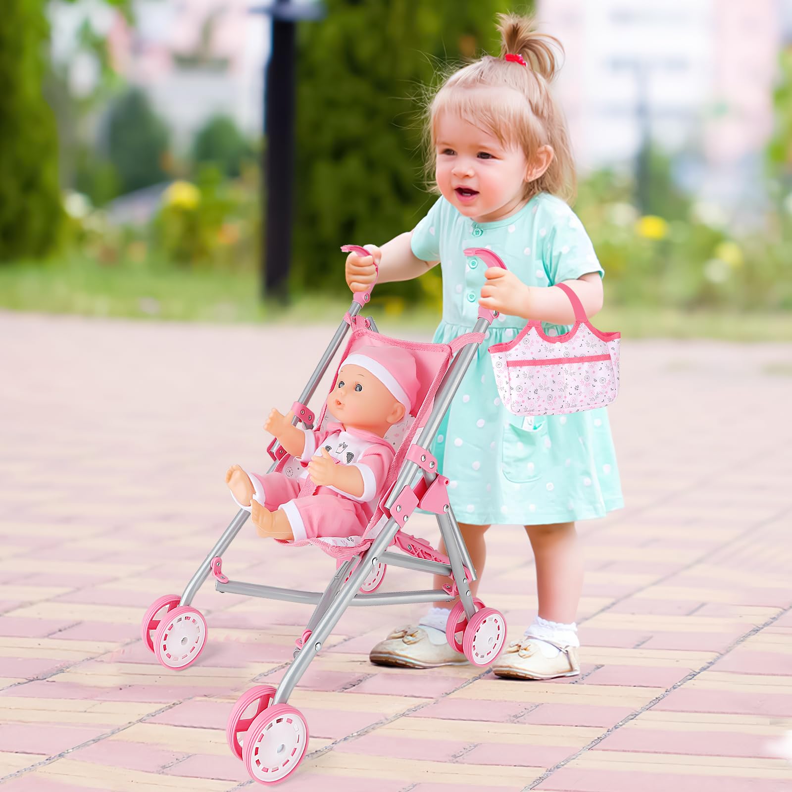 deAO doll accessories set offers varied props for creative scenarios