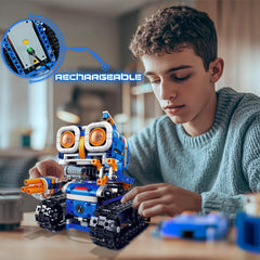 Demkia 5in1 robot kit arm and turret detail encourages imaginative play