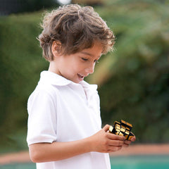 D-FantiX Shengshou Mirror Cube 3x3 gold in-hand for precise turning feel.