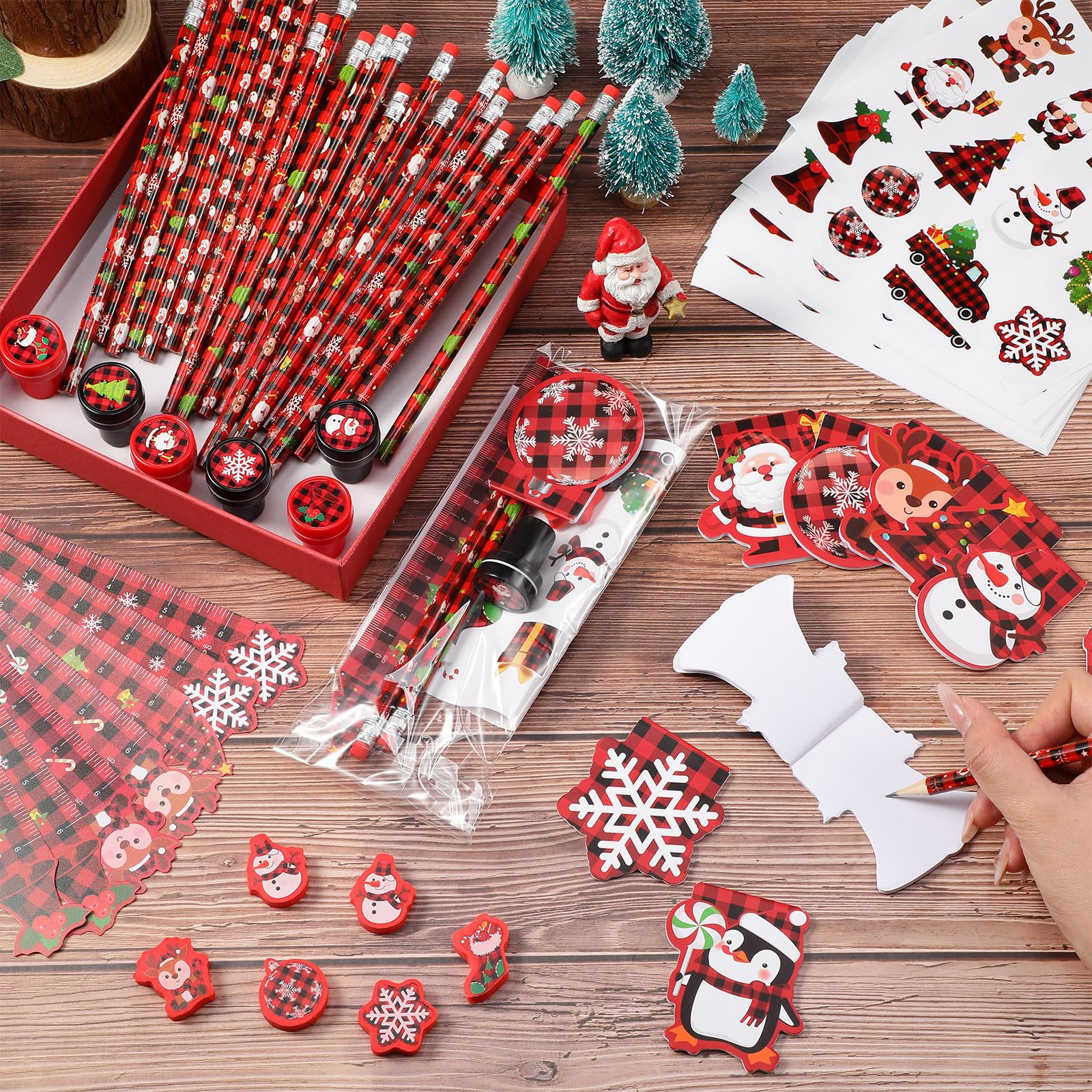 Dianelhall Christmas ruler supports quick measurements in crafts and classroom tasks.
