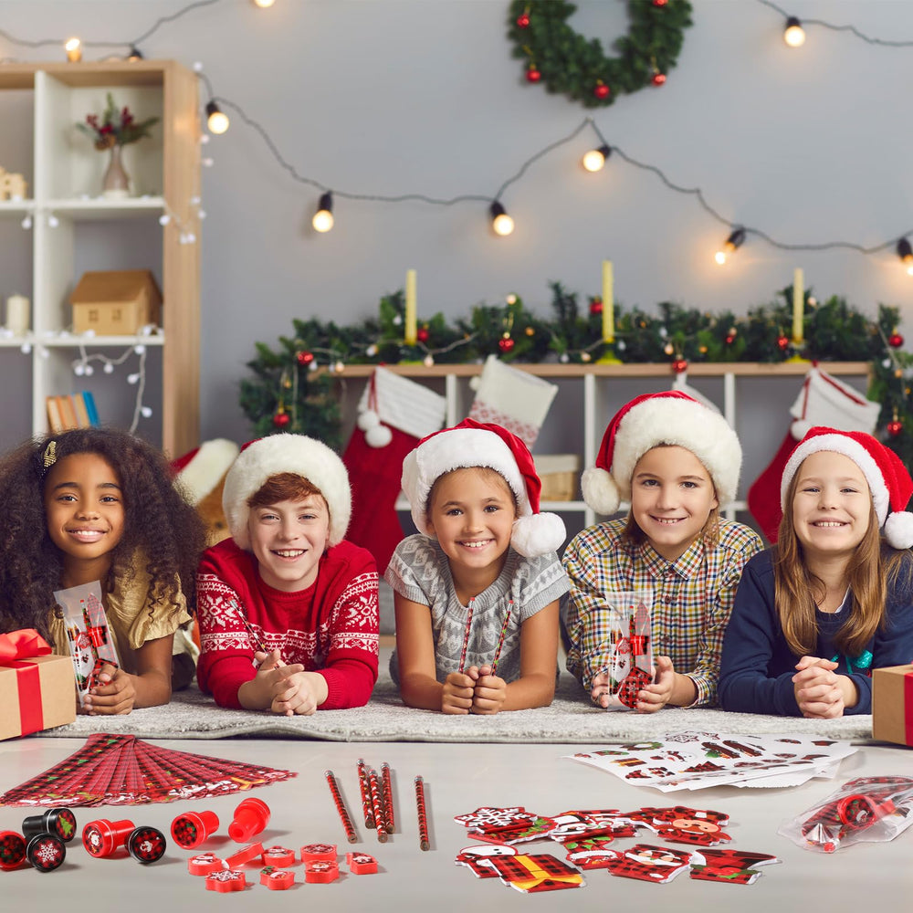 Dianelhall Christmas stamps inspire creative cardmaking and scrapbook embellishments.
