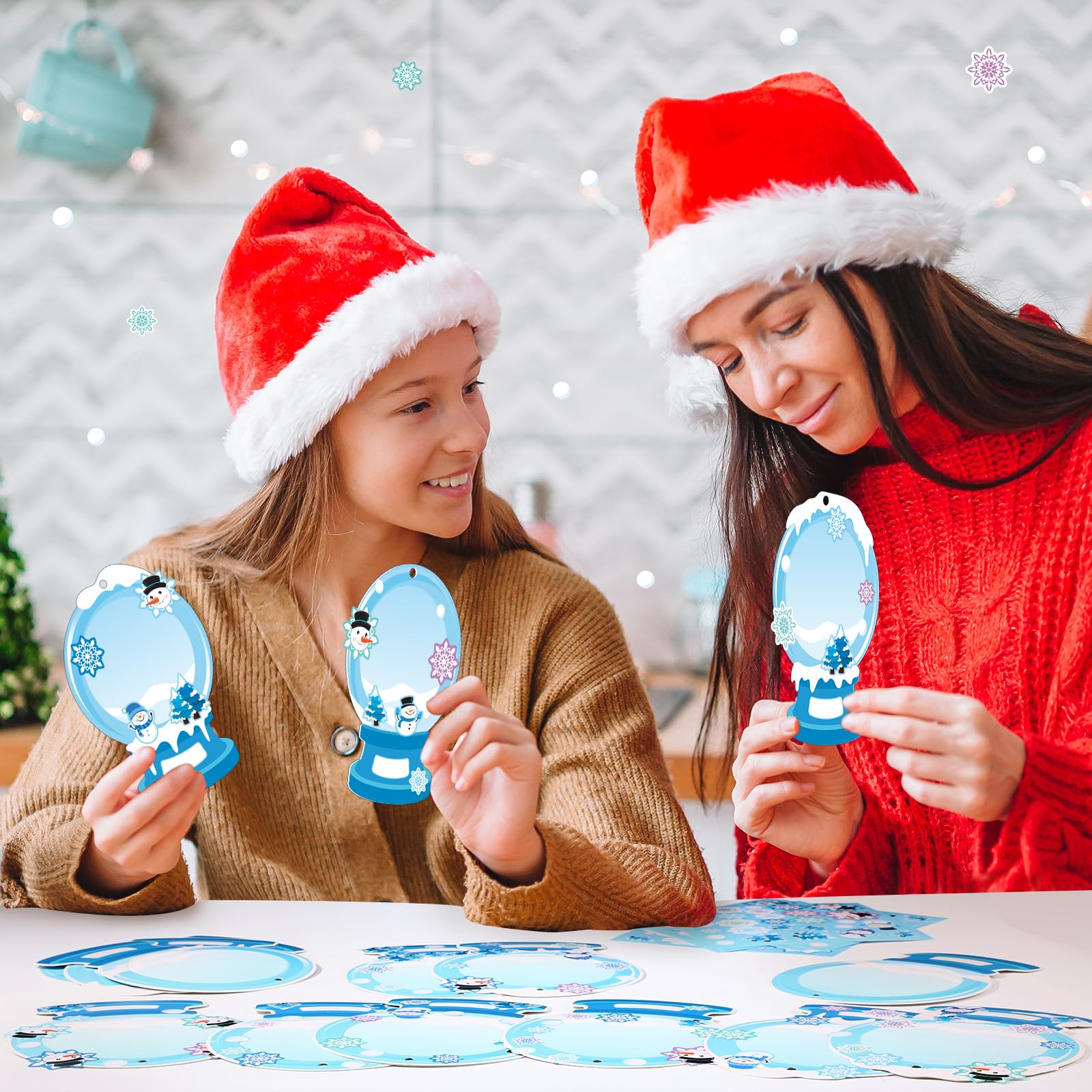 Dianelhall snow globe inspired frames showcase memories with a wintry touch