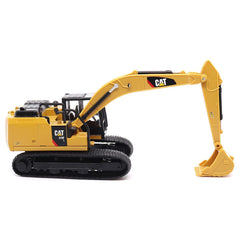 Diecast Masters 320F L compact dimensions suitable for desk or shelf.