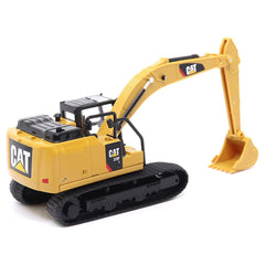 Diecast Masters 320F L 1:64 scale for collectors and hobbyists.