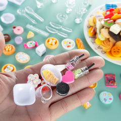Diinokiy bread donuts and pastries brighten diorama displays for small scenes