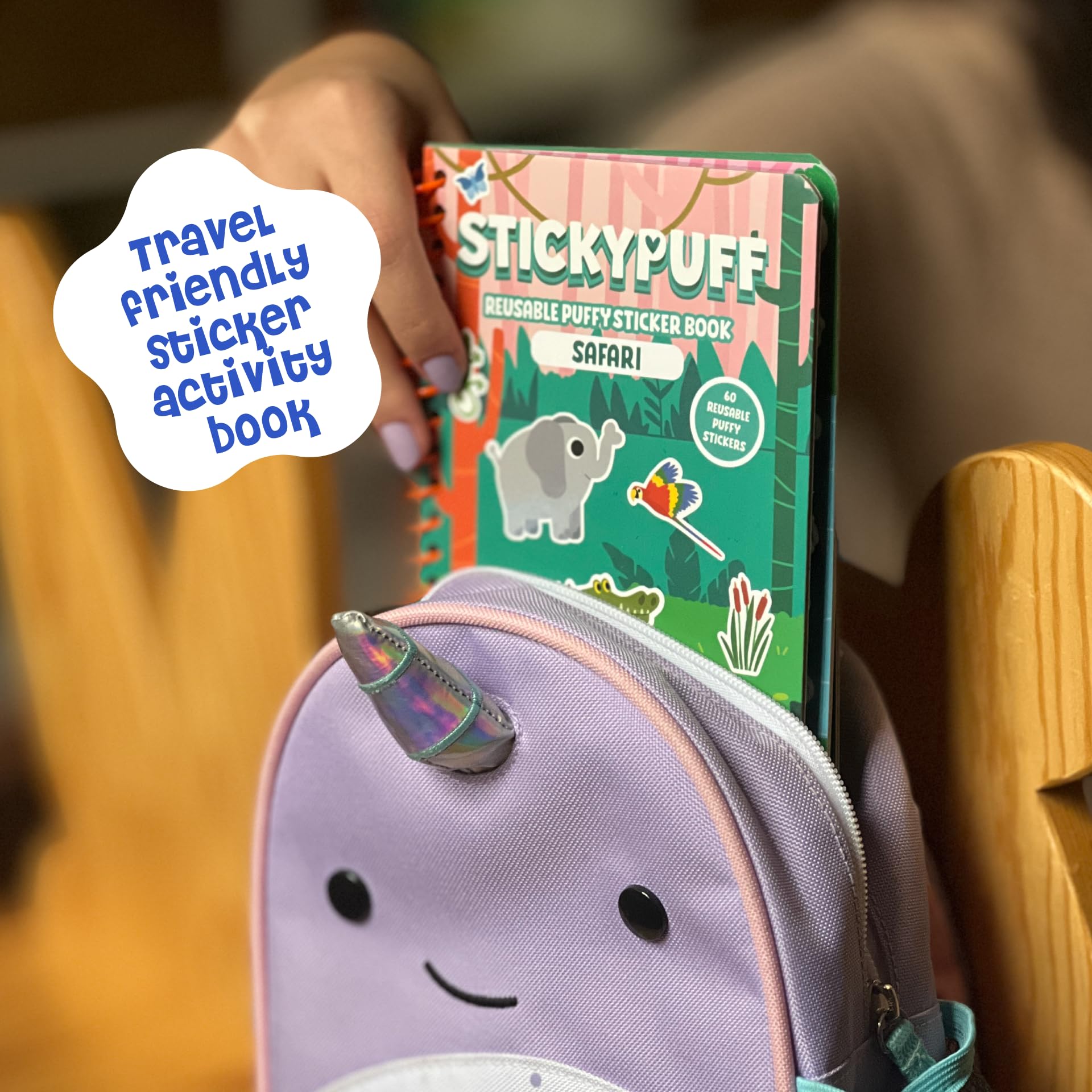 DINO MINI Stickypuff scene 5: screen-free entertainment ideal for birthdays and holidays.