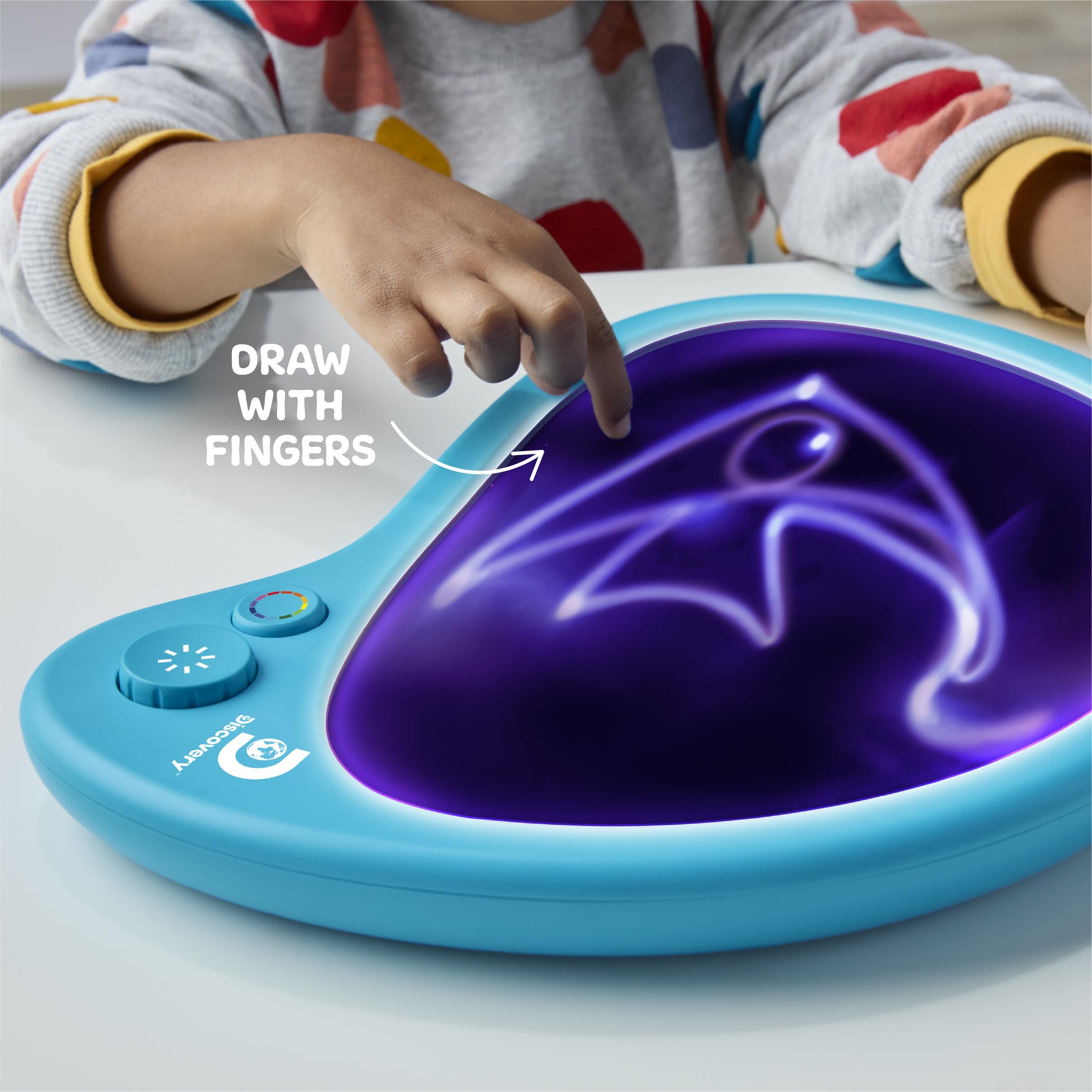 Discovery Glow Palette built-in music enhances creative sessions.