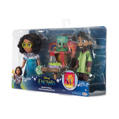 Disney Encanto poncho accessory included in the gift set for Mirabel