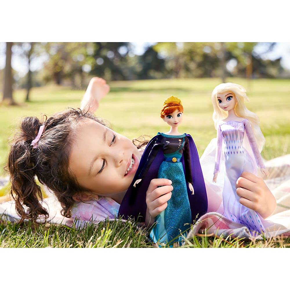 Disney Store Elsa doll fully posable joints enable dynamic poses and storytelling