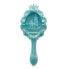 Classic Jasmine figure supports imaginative play and movie-inspired storytelling.