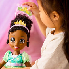 Hair comb with water lily handle for styling and play