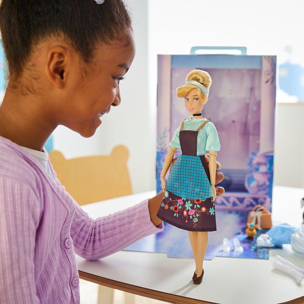 Cinderella doll includes an extra rag dress for outfit variety and pretend play