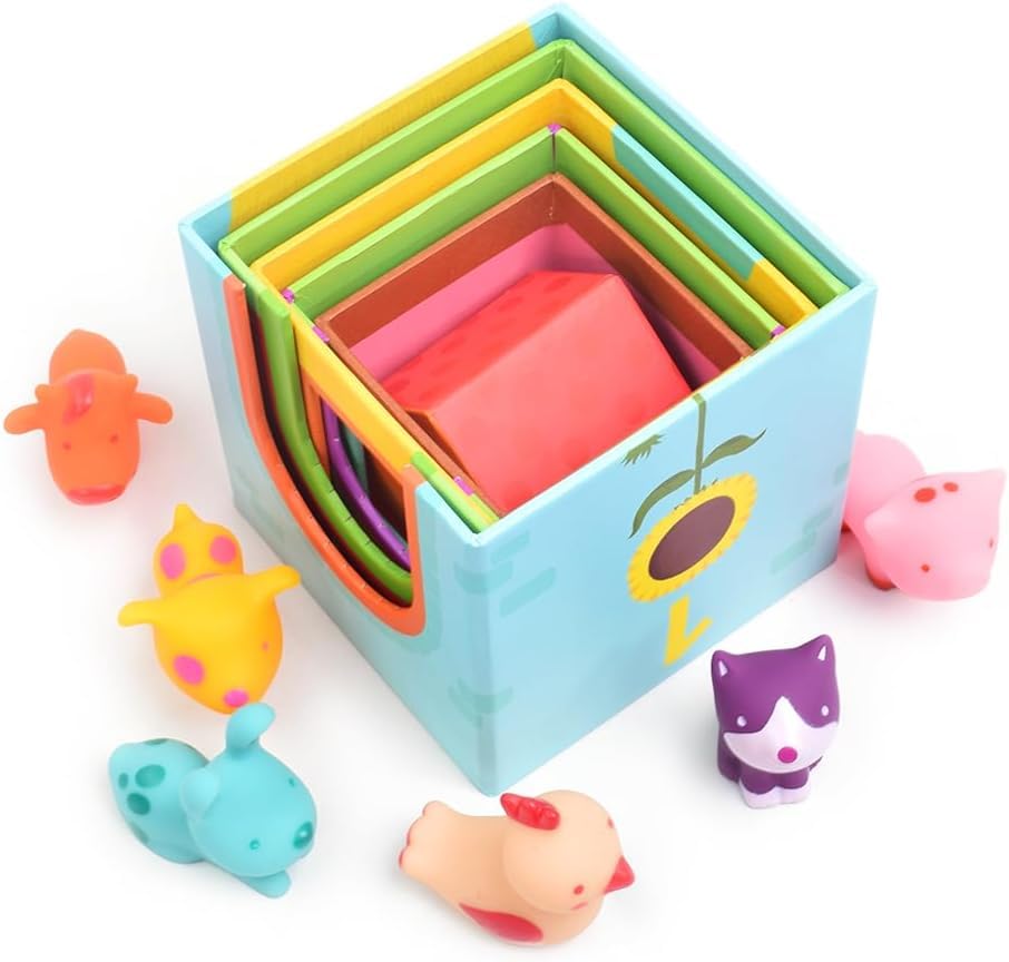 DJECO Topanifarm Blocks farm scene for creative play and narration.