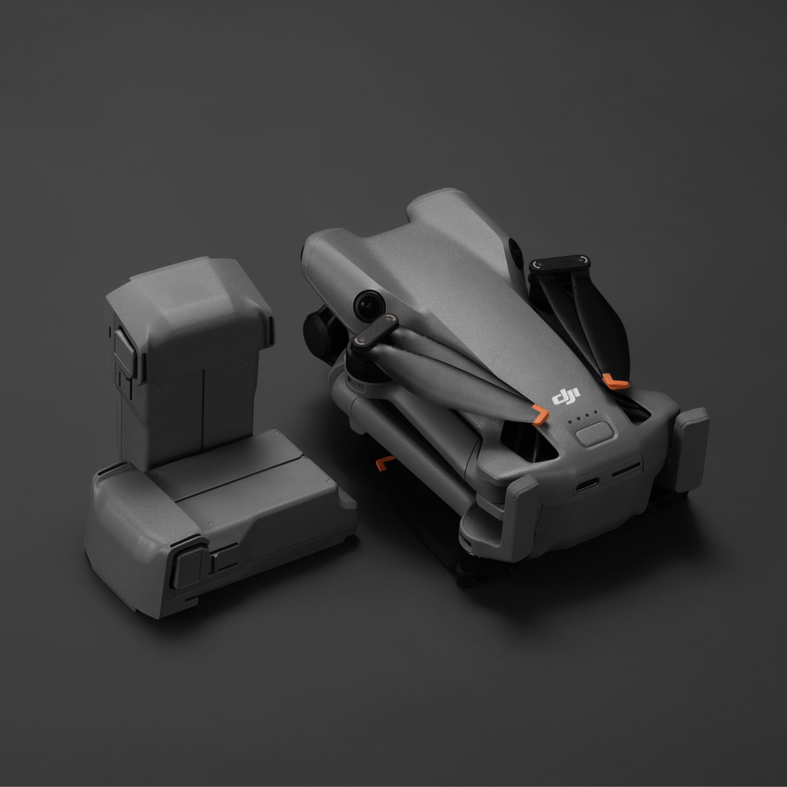 DJI Mini 5 Pro Battery Plus in use demonstrates extended runtime for filming.