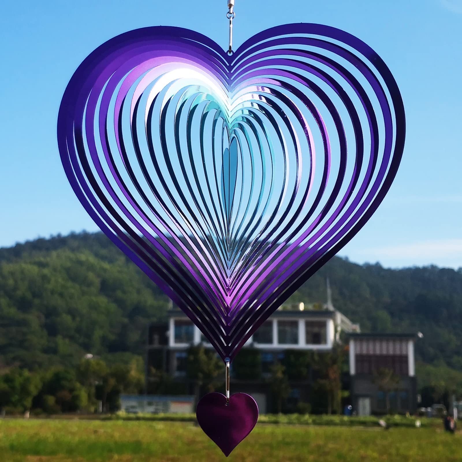 DJUAN wind spinner purple-green gradient heart, ideal garden decor that adds motion.