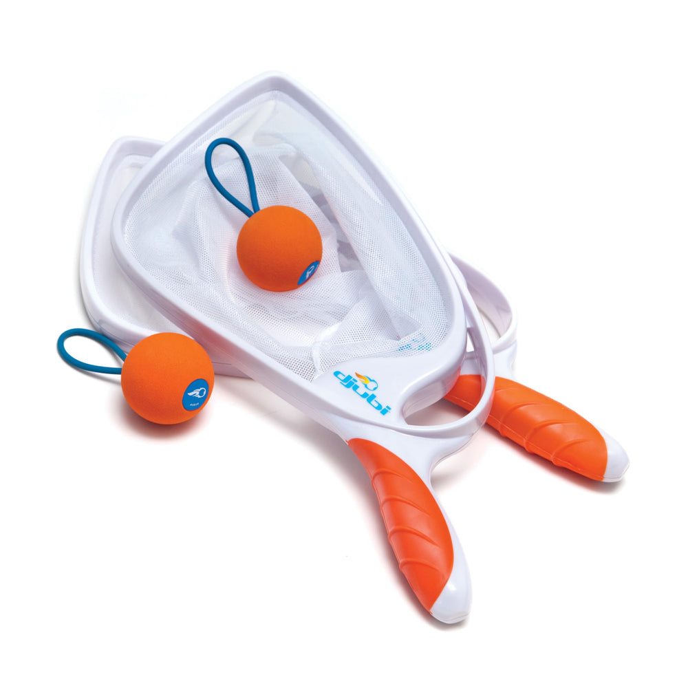 Djubi Slingball ideal for family play at park or yard.