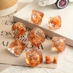 DNDND Capybara D6 dice featuring an adorable capybara inside for quick reads.