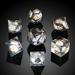 DNDND gift metal case dragon crest keeps your dice safe and stylish.