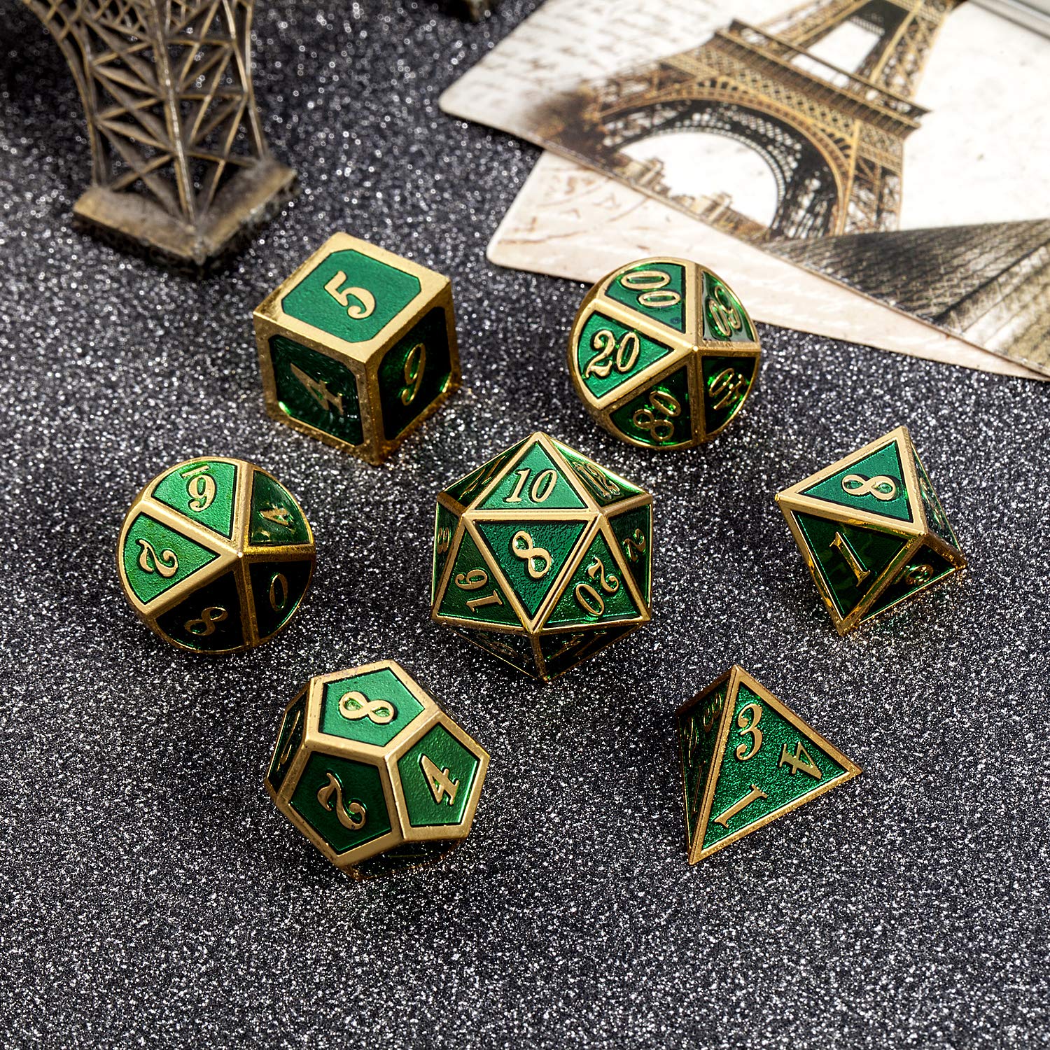 DNDND green enamel D12 die, reliable results during campaigns.