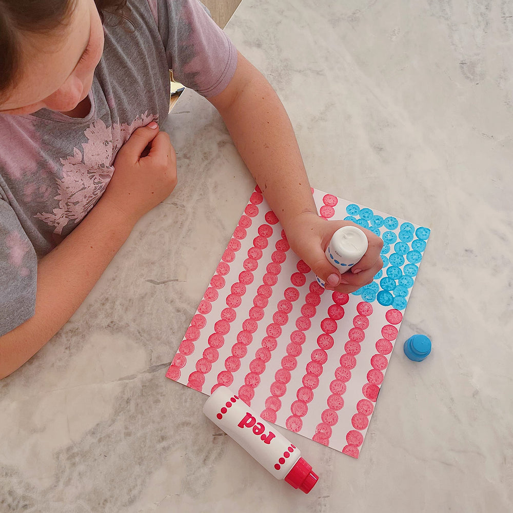 Do A Dot Art violet dot marker for layered color blending