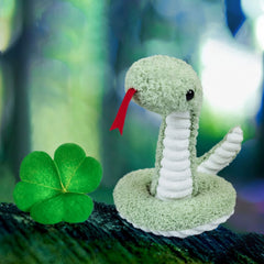 Doindute plush snake care tips for maintaining softness and color.