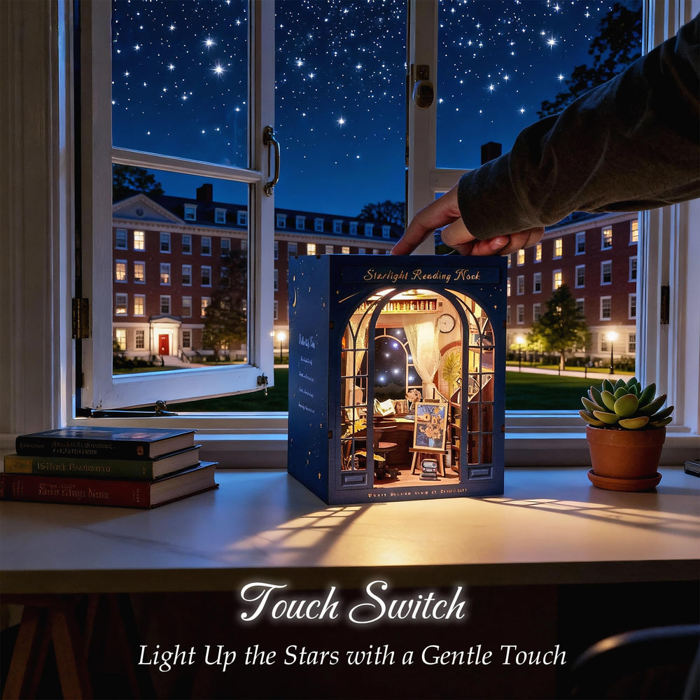 Dolphin Island Starlight power options include battery and USB C for flexibility.