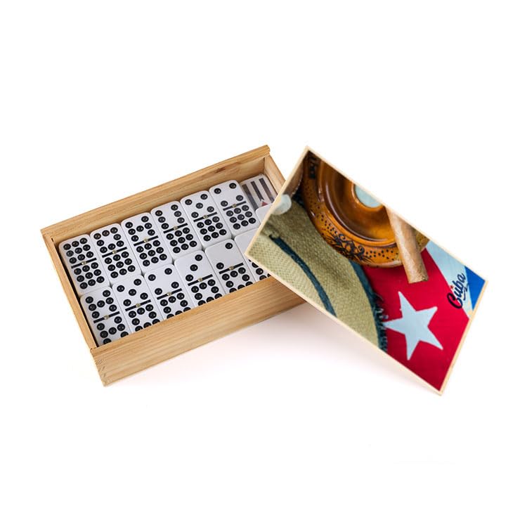 Domino Cubano Doble Nueve players enjoying a social game.