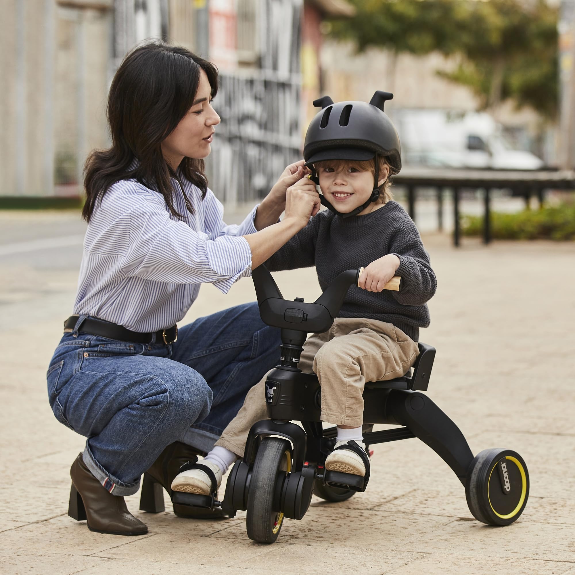 DOONA Liki Trike S3 Greyhound soft-ride wheels handle outdoor paths