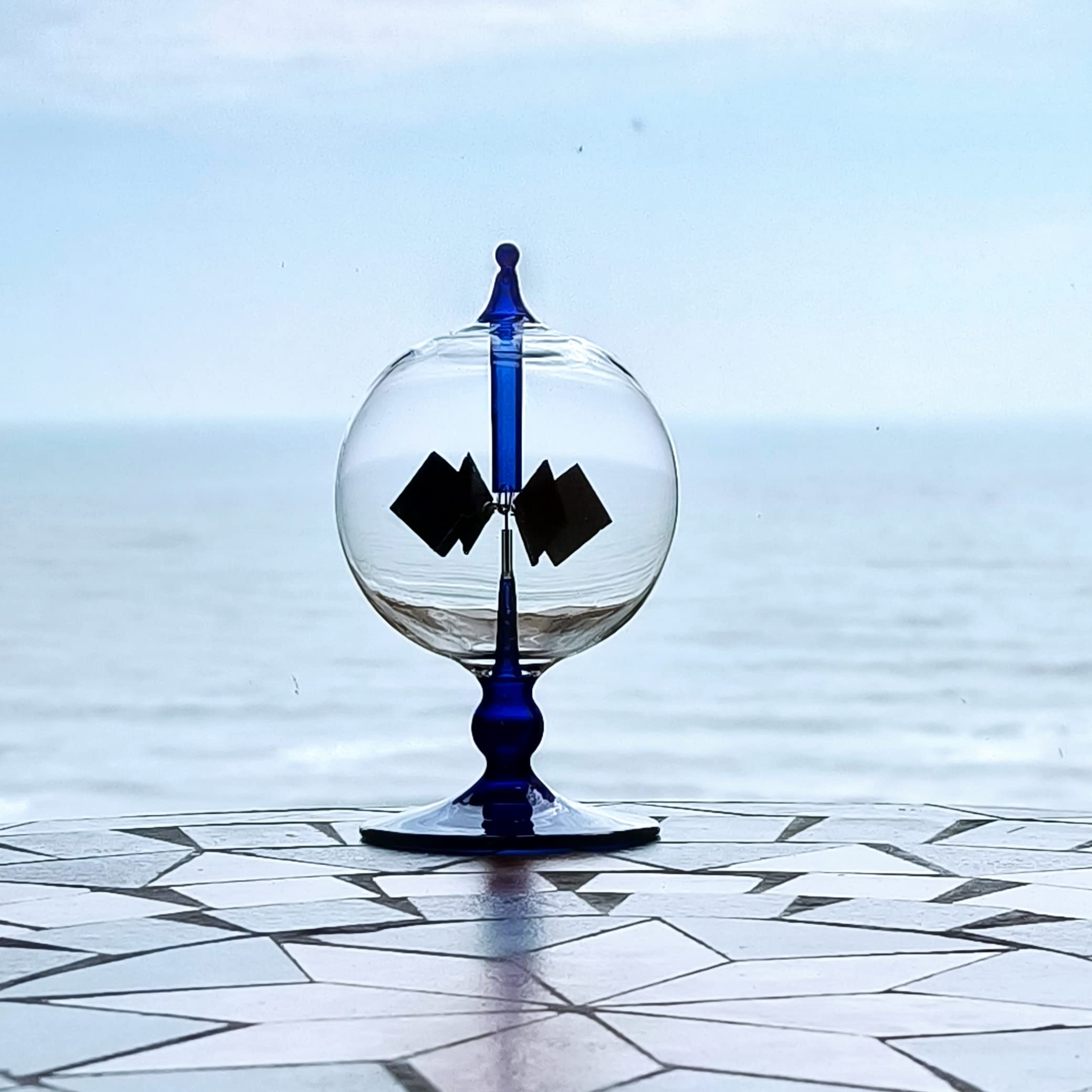 DORAMI precision glass radiometer highlights optical concepts in a classroom.