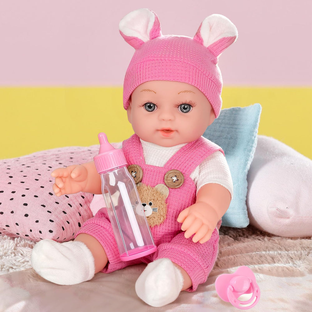 Close-up front view of the bear-pattern backpack on the Dotvosy doll.
