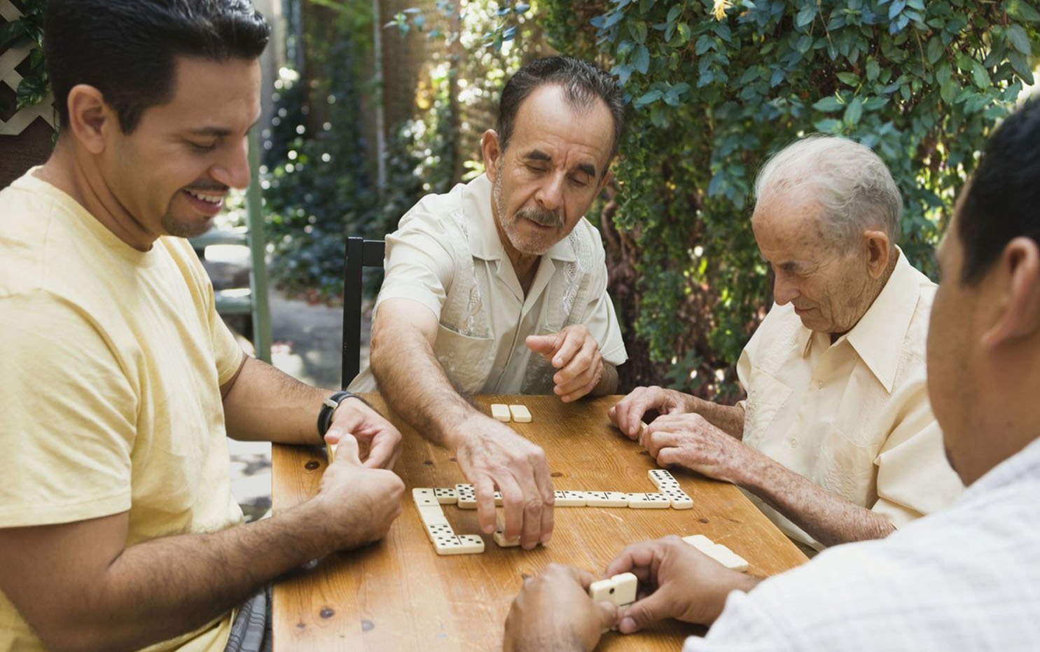 Doublefan travel-friendly domino set delivers portable entertainment anywhere.