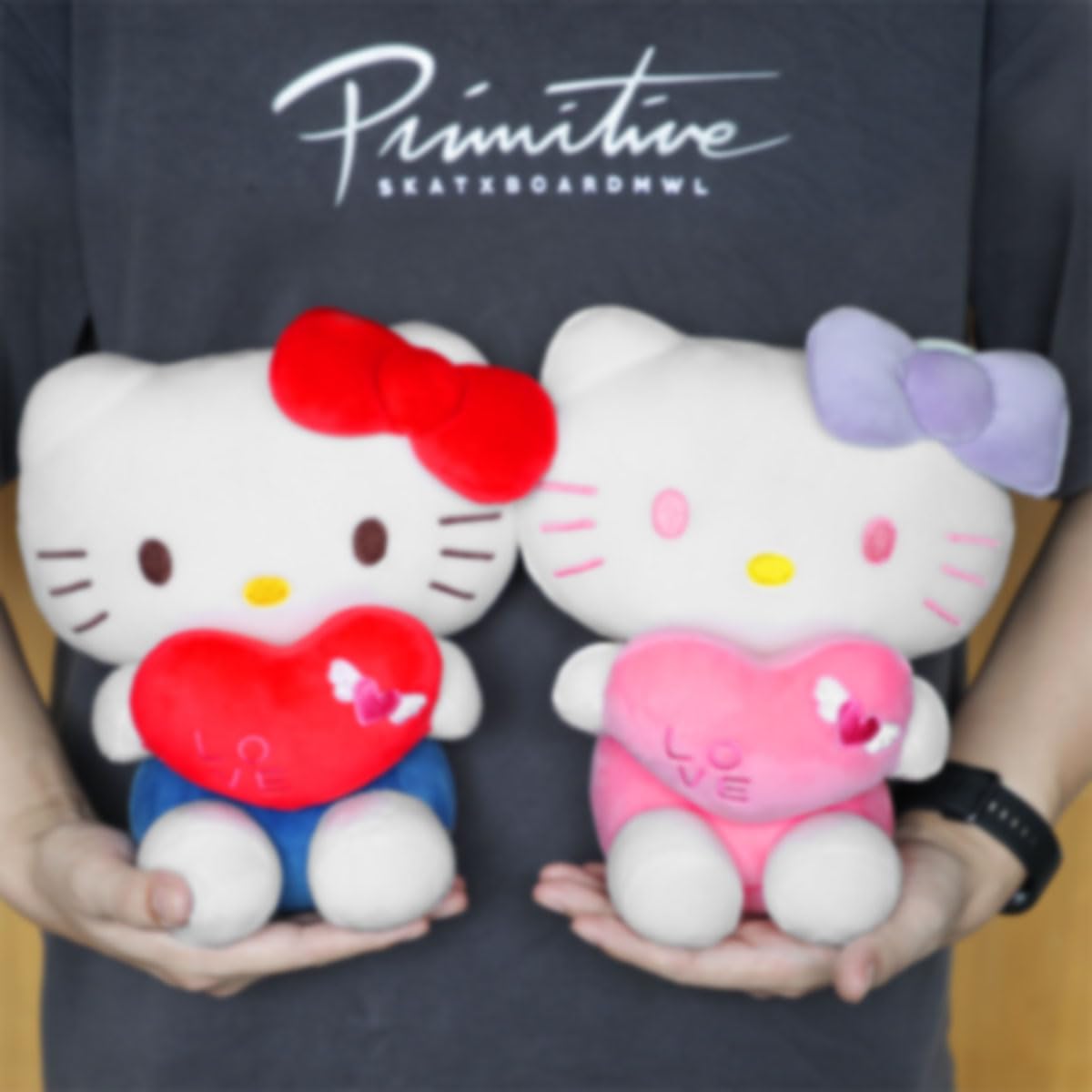 Dpucle 8.3-inch plush fits in a backpack for on-the-go play.
