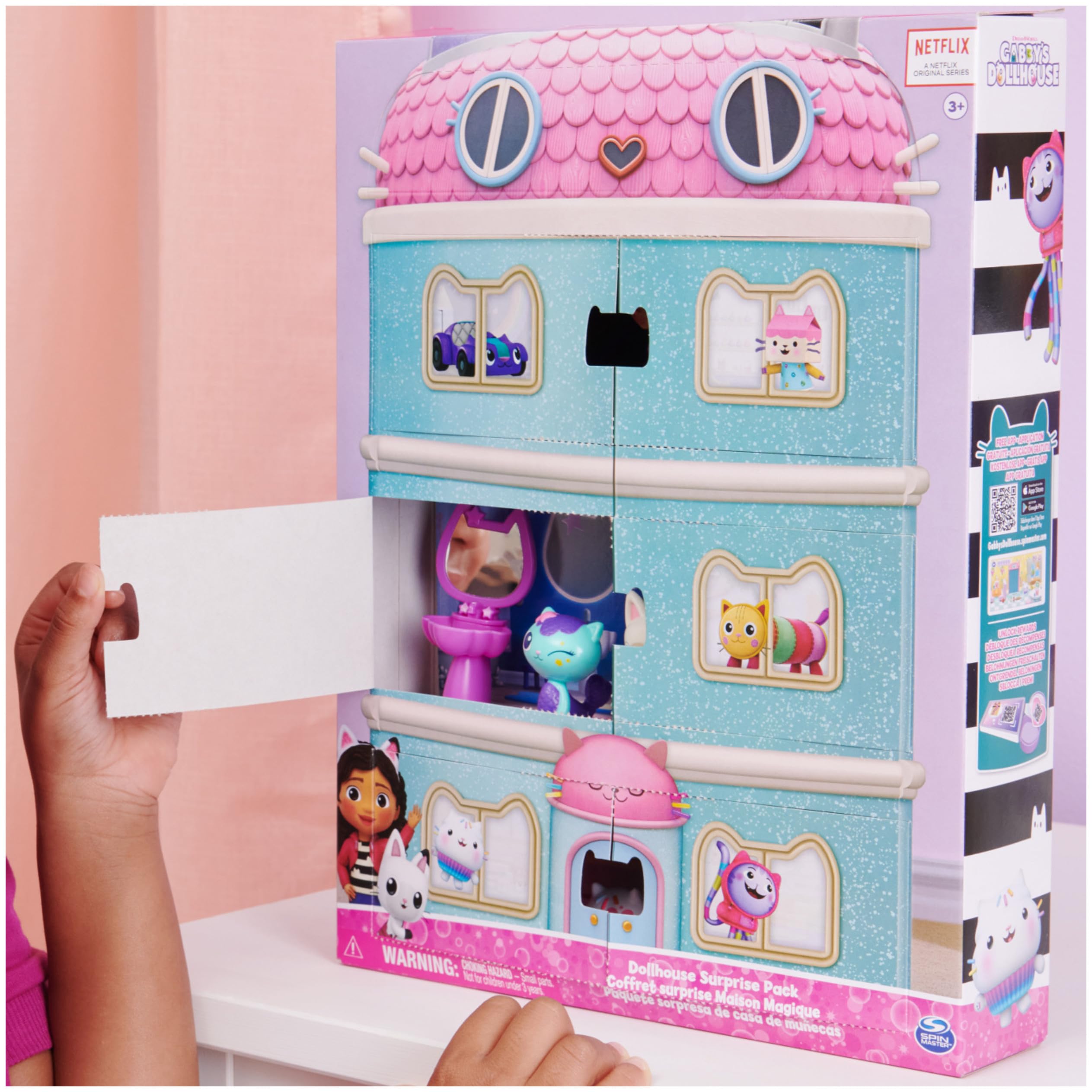 Gabby's Dollhouse Surprise Pack Pandy Paws figure for cuddly cat adventures