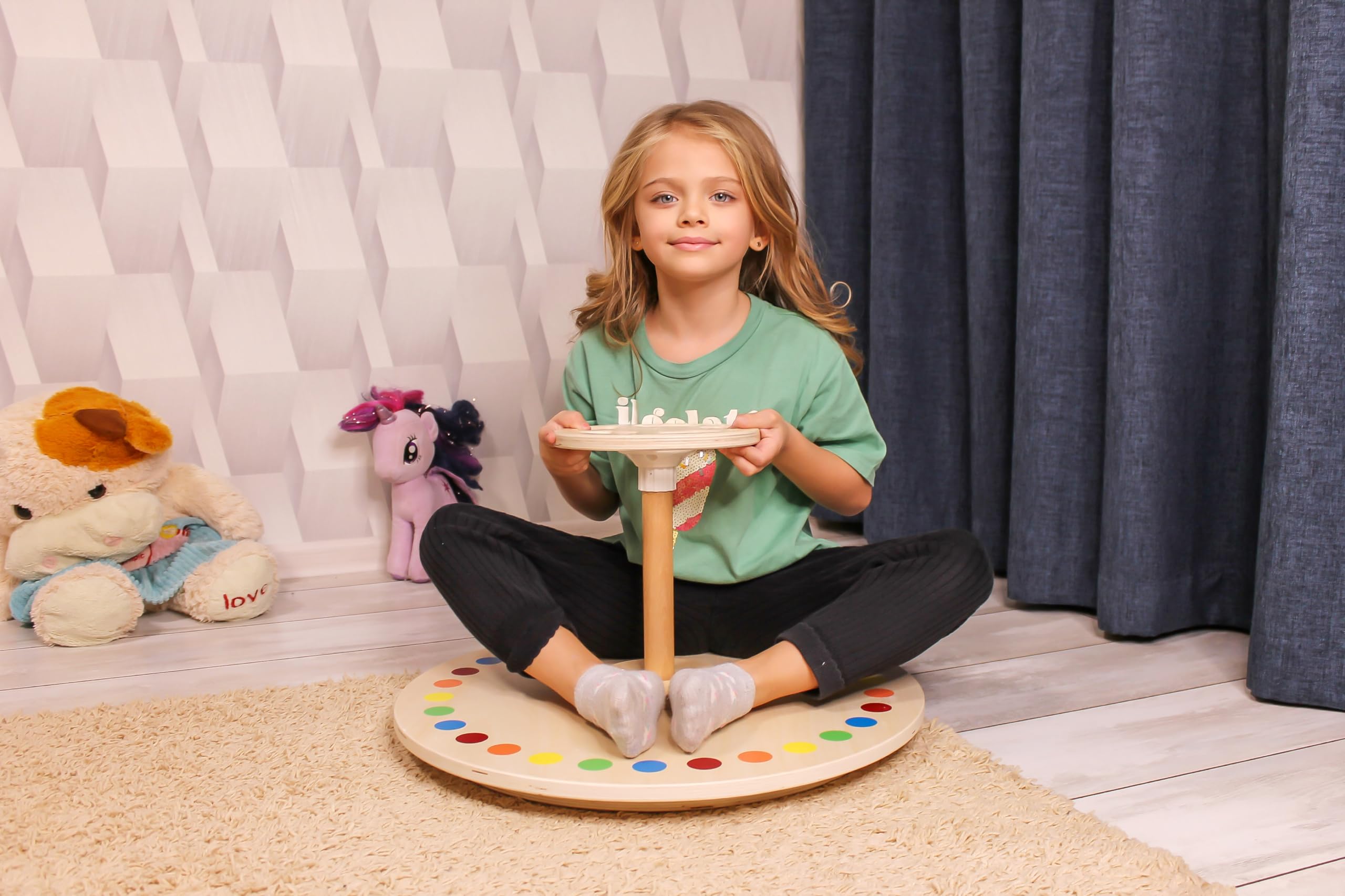 Driddle wooden spinner seat metal bearing focus emphasizes smooth rotation