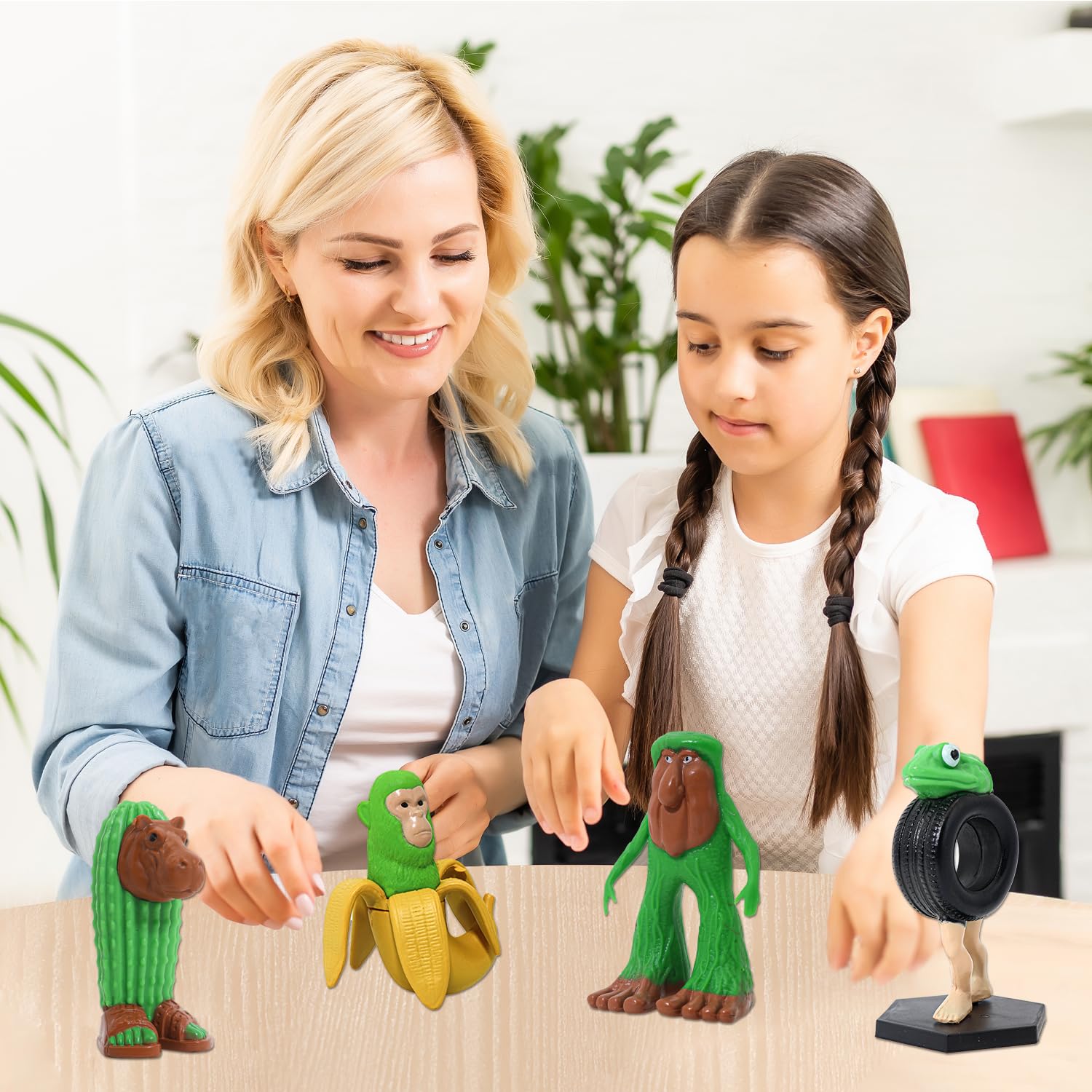 DUMPOP Brr Brr Patapim figure; cute desk decor and conversation starter.