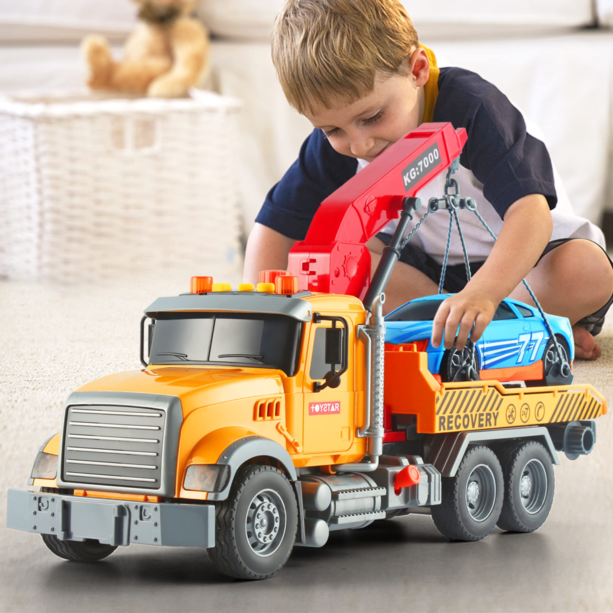 Dwi Dowellin tow truck toy side view showing extending arm