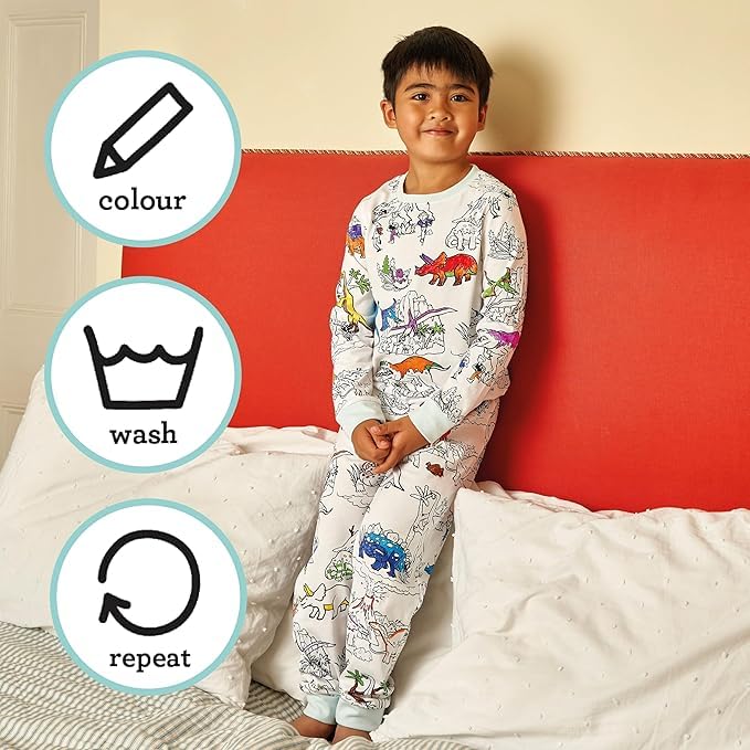 Reusable coloring kit keeps playtime sustainable and mess-contained.