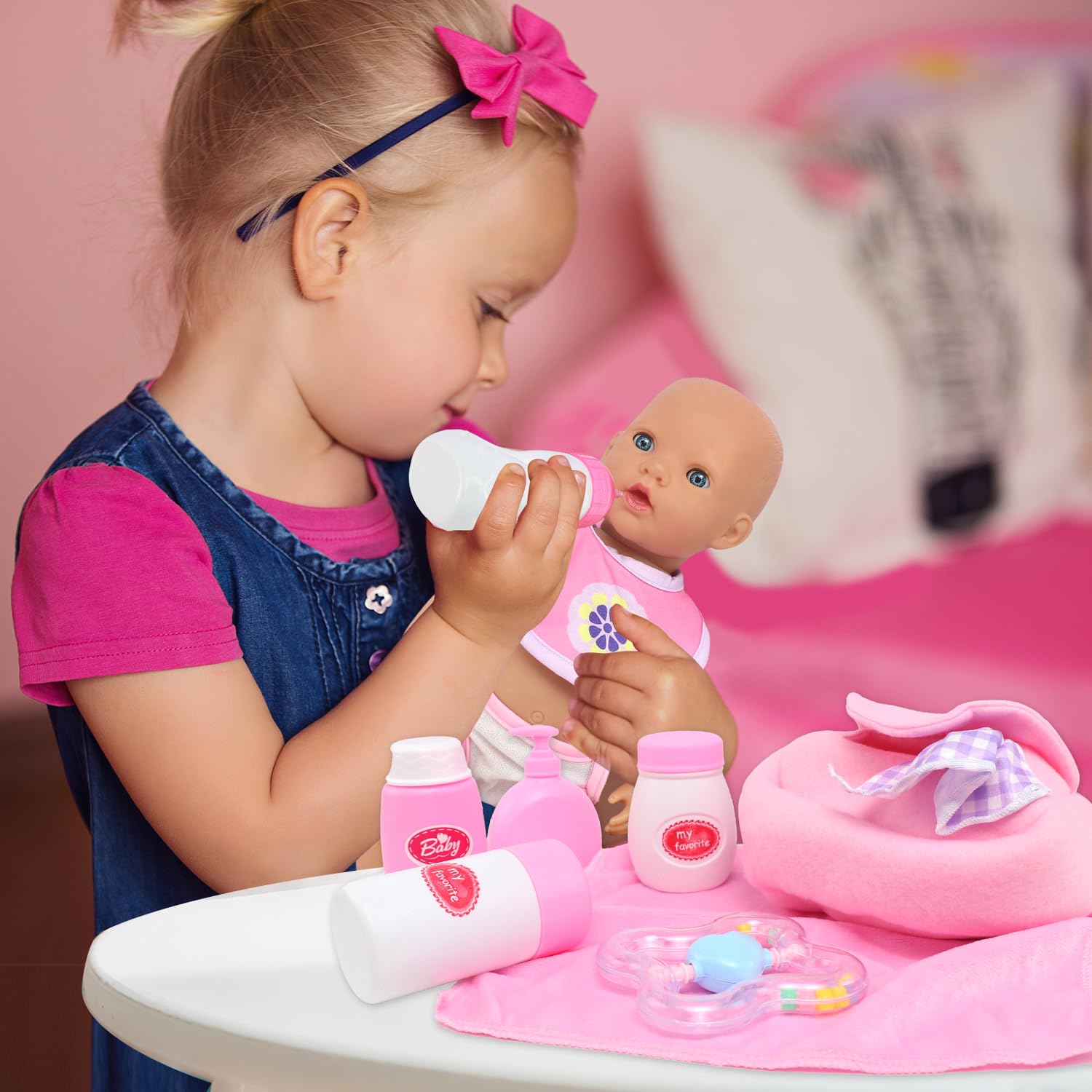 Ecore Fun tissue box with pretend sheets for tidy-up play