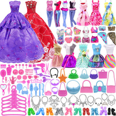 Ecore Fun variety of clothes, bags, and necklaces for mixing looks