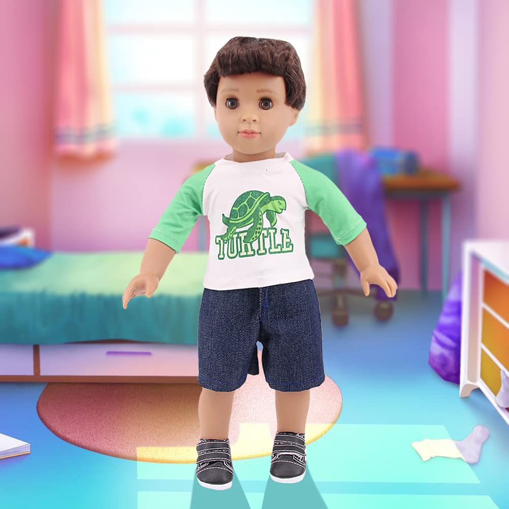 Ecore Fun sunglasses accessory gives your doll a cool, confident look.