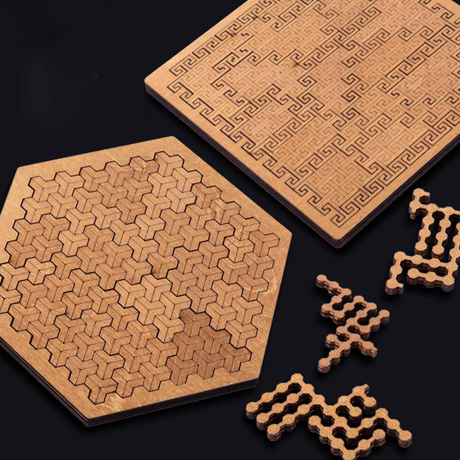Edottbag Fractal Tray Puzzle back ebony-01 highlights elegant orientation aid.