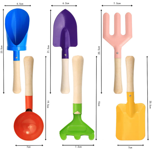 Egashow spoon tool enhances easy digging and sand play for youngsters