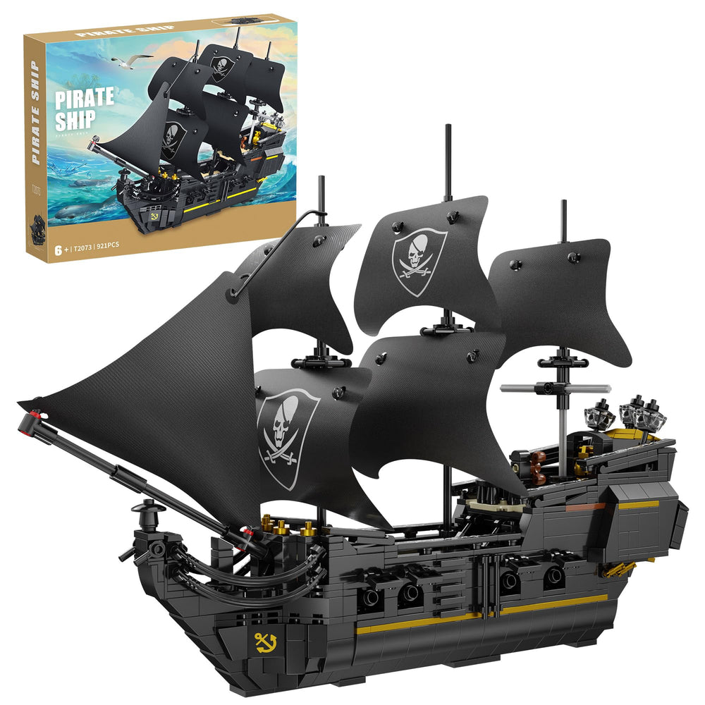 EITOLNR pirate ship-building kit with 921 pieces for immersive assembly