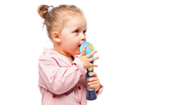 eKids Bluey microphone battery compartment keeps playtime ready
